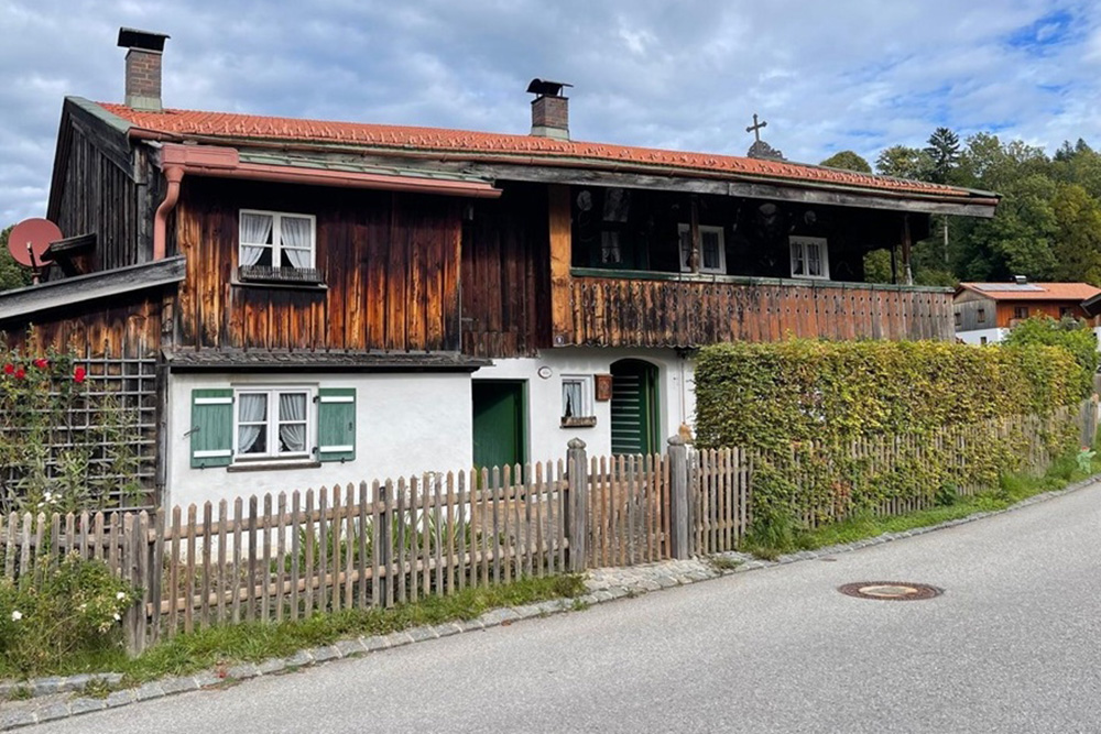denkmalgeschütztes-Bauernhaus-Lenggries