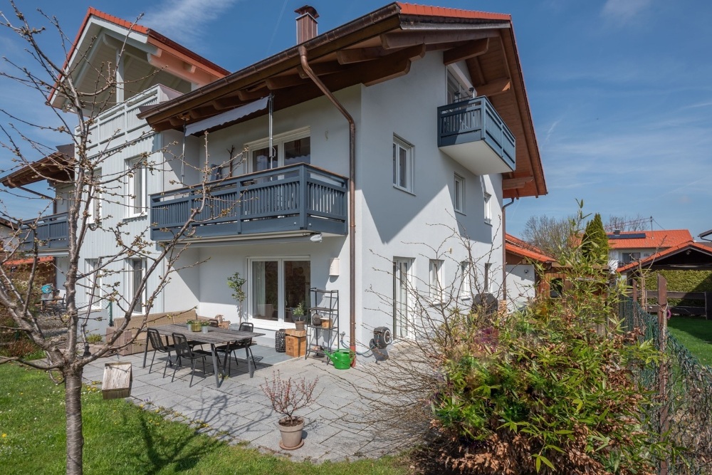 Gartenmaisonette mit Bergblick
